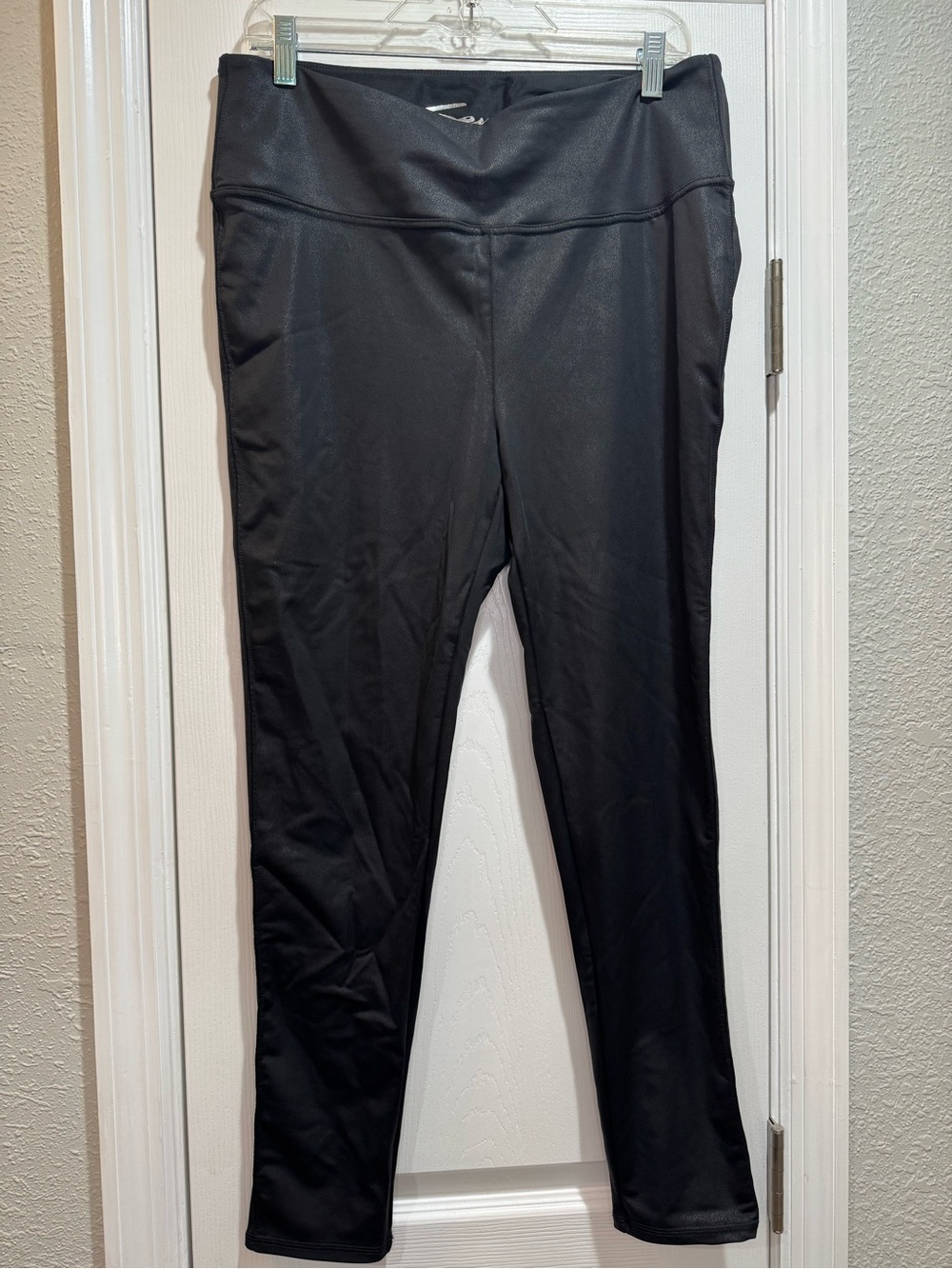 Seven7 Black Faux Leather Ultra High Rise Sculpting Leggings size XL